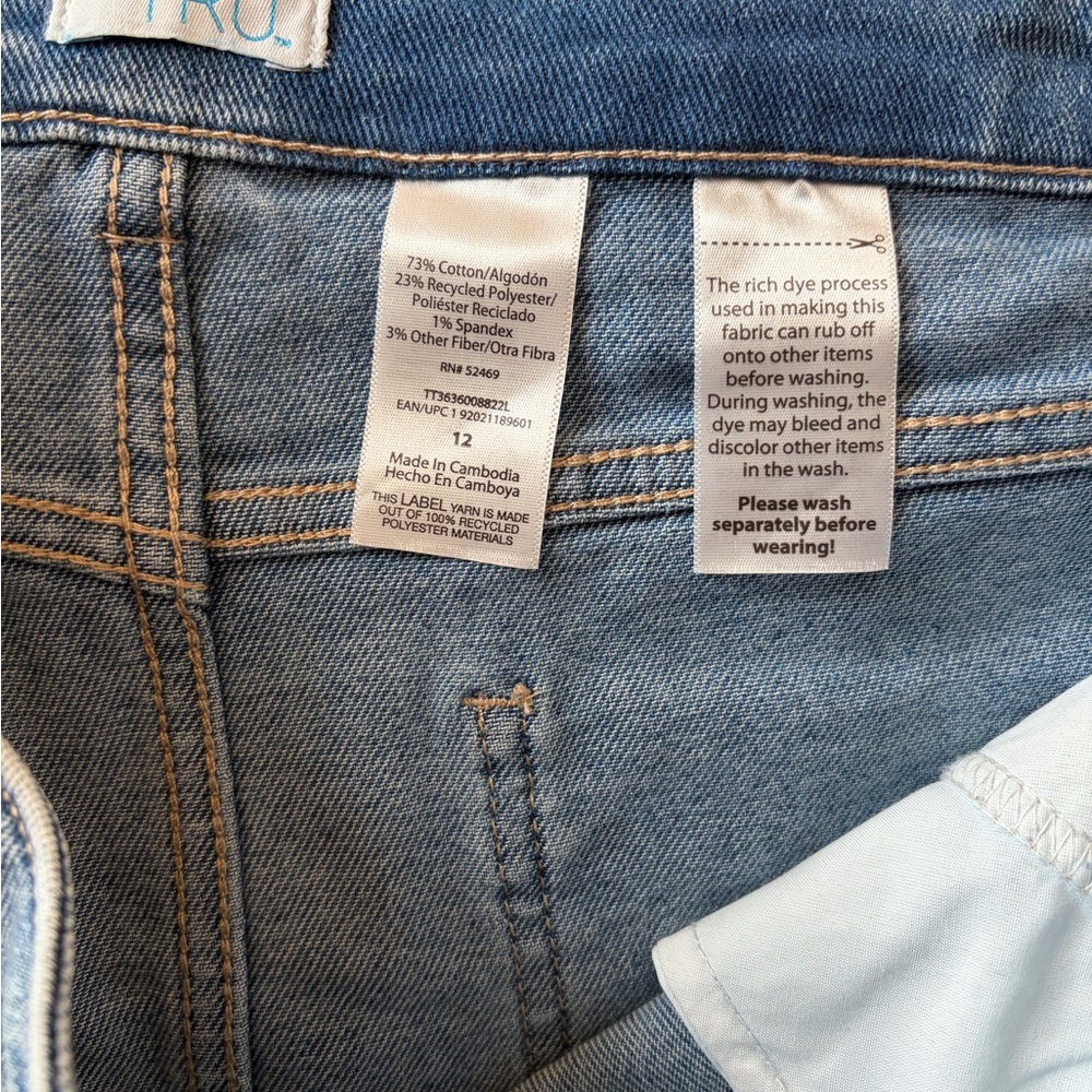 Classic Blue Denim Mini Skirt Size 12 - Picture 6 of 12